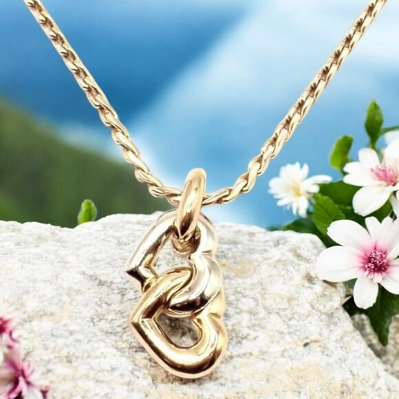 Authentic! Cartier 18k Yellow White Gold Double Heart Pendant Chain Necklace - Picture 2 of 11